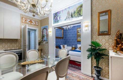 Lazise Old Town Apartment | The Mansion of Countess Rizzardi on Garda Lake