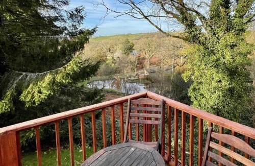Narberth Cabin | The Maples