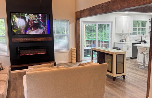 Clarkdale House | The Marietta Grand Suite