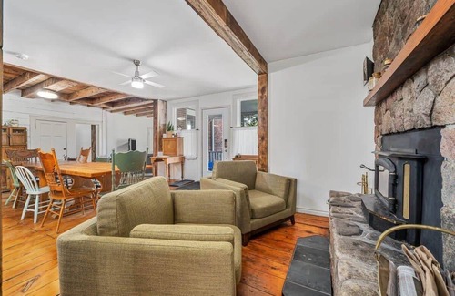 Picton House | The Marigold - Gorgeously remodelled PEC farmhouse
