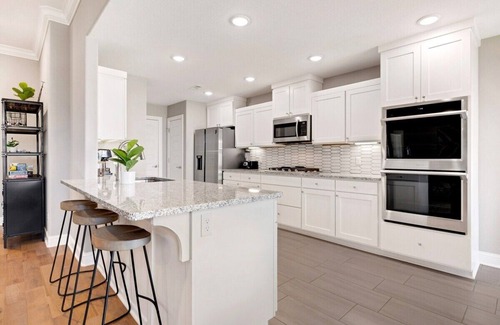 Bentonville House | The Marigold - Modern - 5 mi to Downtown
