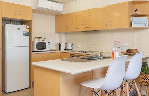 Forster Apartment | The Marina 408 - CBD Location