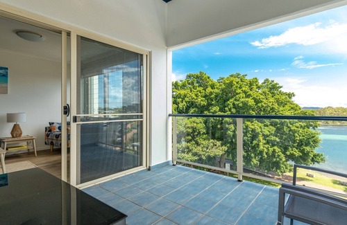 Forster Apartment | The Marina 408 - CBD Location