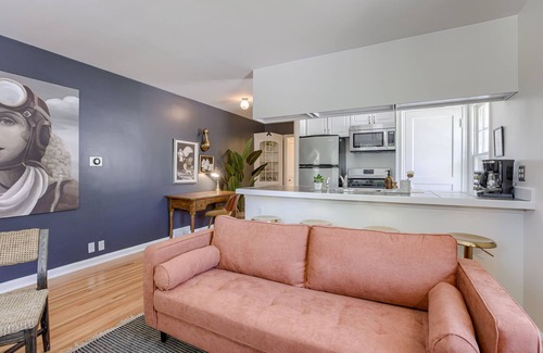 Dundee-Happy Hollow Historic District House | The Markham - Prime Location for CWS