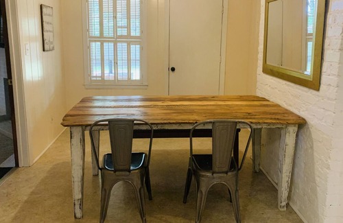 Lufkin House | The Martin Cottage! Located a block from St. Luke's- few minutes from downtown!