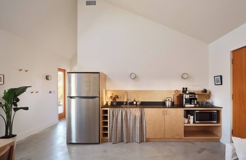 Stonewall Cabin | The Martinsburg