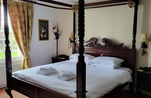 Wilmcote Hotel | The Mary Arden Inn
