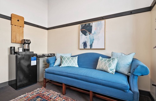 East Liberty Hotel | The Maverick by Kasa