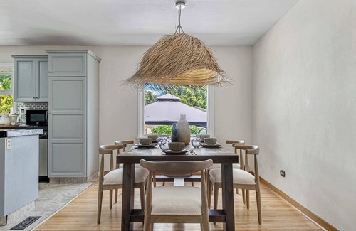 Red Deer House | The Maverick | Family Friendly | Sleeps 16 + Guest