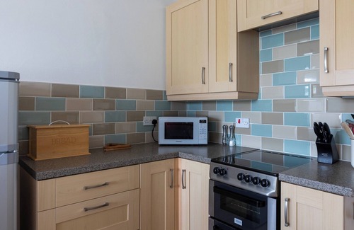 Dartmouth Cottage | The Mews Apt 1 Newcomen Road