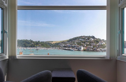 Dartmouth Cottage | The Mews Apt 1 Newcomen Road