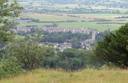 Cheddar Apartment | The Mendip is on cheddar bridge Apartments