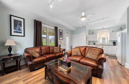 Cherry Valley House | The Merlin - 61 Butternut