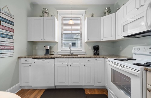 Cherry Valley House | The Merlin - 61 Butternut