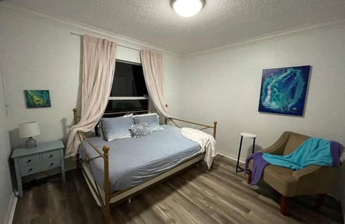 Berkeley Manor Apartment | The Mermaid Show Home