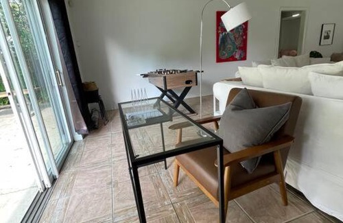 Berkeley Manor Apartment | The Mermaid Show Home