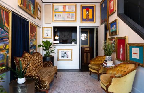 Lower Haight Hotel | The Metro Hotel