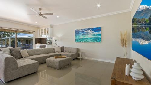 Metung House | The Metung Crest