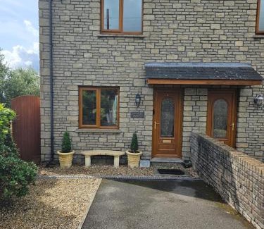 Llantrisant House | The Mews Llantrisant