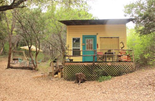 Marble Falls House | The Mexico Cabin at Creekside Camp & Cabins