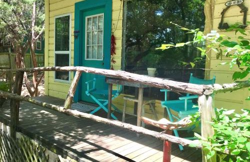 Marble Falls House | The Mexico Cabin at Creekside Camp & Cabins