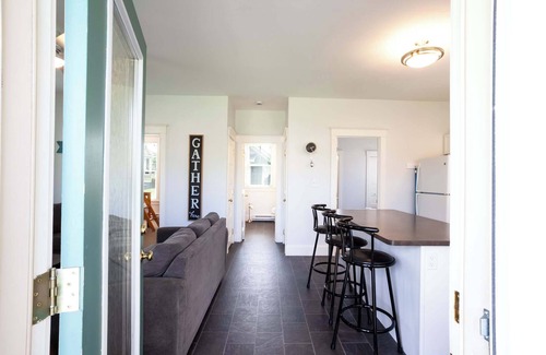 Cherry Valley House | The Milkweed - 18 Meadow View