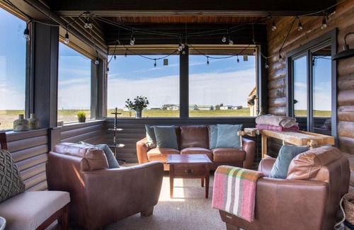 Thykkvibaer Cabin | The Millhouse Lodge