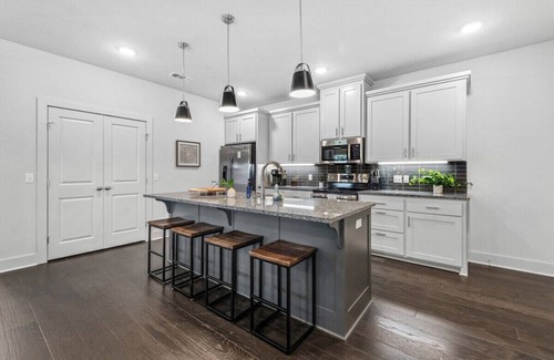 Fayetteville House | The Millsap - Walk to Centennial Park