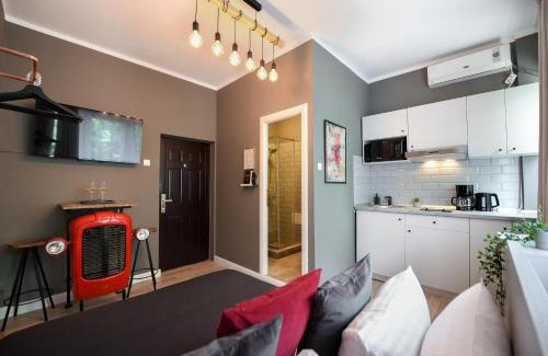 Bucharest City-Centre Apartment | THE MINI INDUSTRIAL. Small Magheru Studio