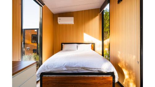 Rewa House | The Mini Mountain Hut 2 by Tiny Away