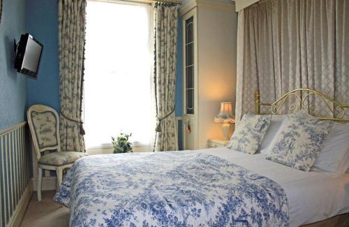 Chipping Sodbury Bed & Breakfast | The Moda House