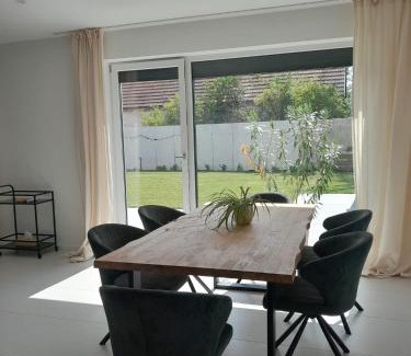Parndorf Apartment | The Moment Luxury Suites