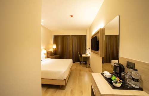 Mahalunge Ingale Hotel | The Monarch at Chakan MIDC - Pune