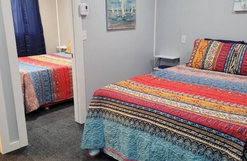 Cheboygan Hotel | The Monarch Motel