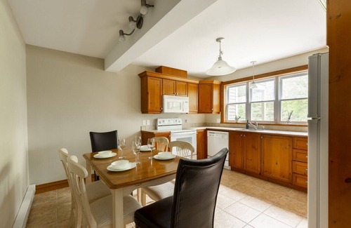 Mont-Tremblant Ski Chalet | The Mont-Tremblant Hideaway by InstantSuites