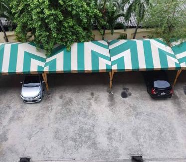 Sathorn Hotel | The Montana Lodge-Sathorn