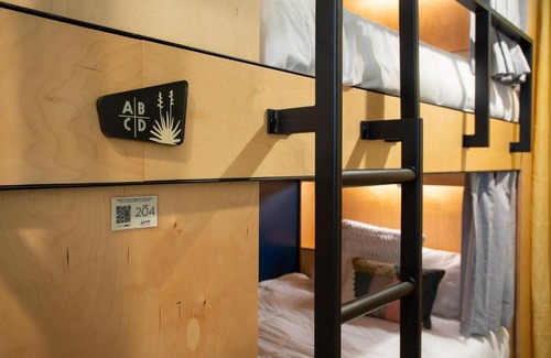 West Park Hotel | The Monterey Motel