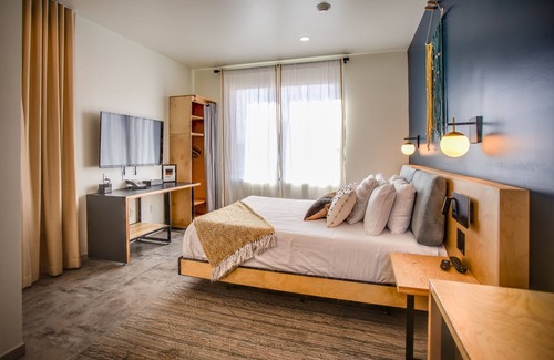 West Old Town Hotel | The Monterey Motel