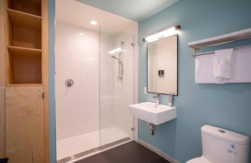 West Old Town Hotel | The Monterey Motel