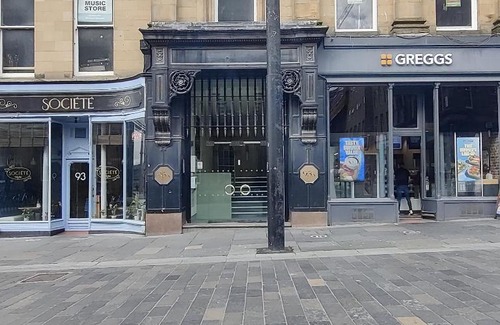 Newcastle-upon-Tyne Apartment | The Monument