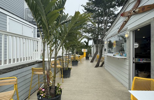 Copiague Apartment | The Moonrise Motel is a new vacation spot located in the heart of Kismet!