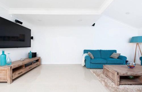 Soldiers Point House | The Moorings 15 stunning with water views and pool