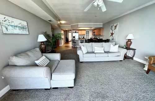 Orange Beach Condo | The Moorings 2 BR large LUXURY Unit Water Front TOP Floor