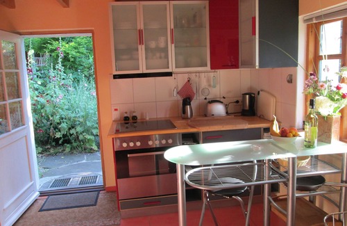 Garz/Rugen House | The most beautiful vacation home on Rügen with park, sauna and lake