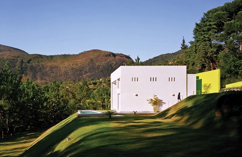 Araras House | The most charming Araras Design House