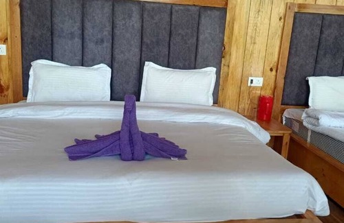 Dhanaulti Hotel | The Mount Vista Resort Cottage