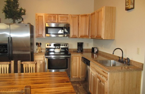 Wapiti Cabin | The Mountain Man - Yellowstone and Cody Cabin with spectacular views
