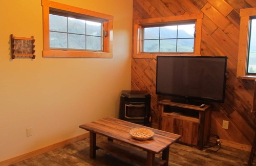 Wapiti Cabin | The Mountain Man - Yellowstone and Cody Cabin with spectacular views