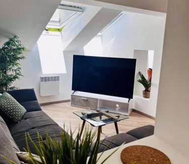 Jesenik Apartment | The Mountain Sky Apartment - prostorný loft 198 m2 s lesem za okny vhodný pro rodiny s dětmi, terasa, dětský koutek, parkování zdarma