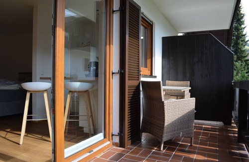 Oberammergau Apartment | The MOUNTAINS very NEAR: MODERN apartment - VERY QUIET, great MOUNTAIN VIEWS!